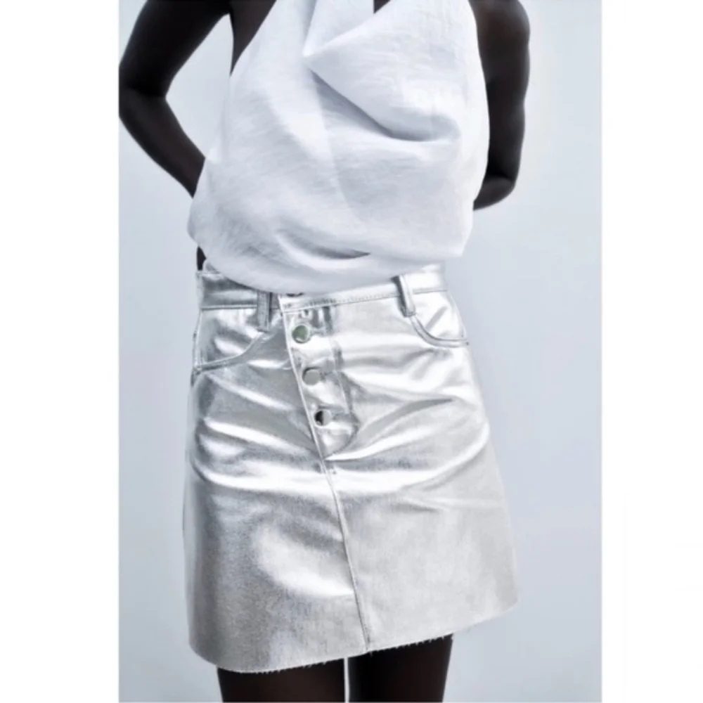 NEW WOMAN HIGH WAIST SILVER MINI SKIRT FRAYED HEM SILVER